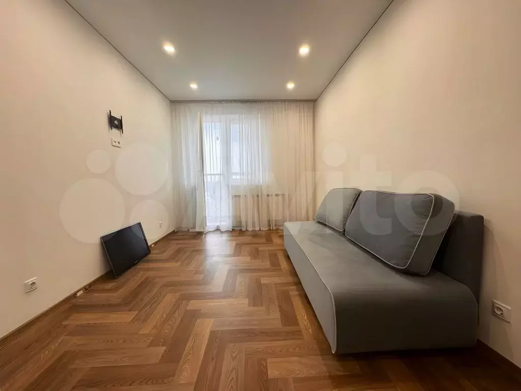 1-к. квартира, 35 м, 8/10 эт. - Фото 1