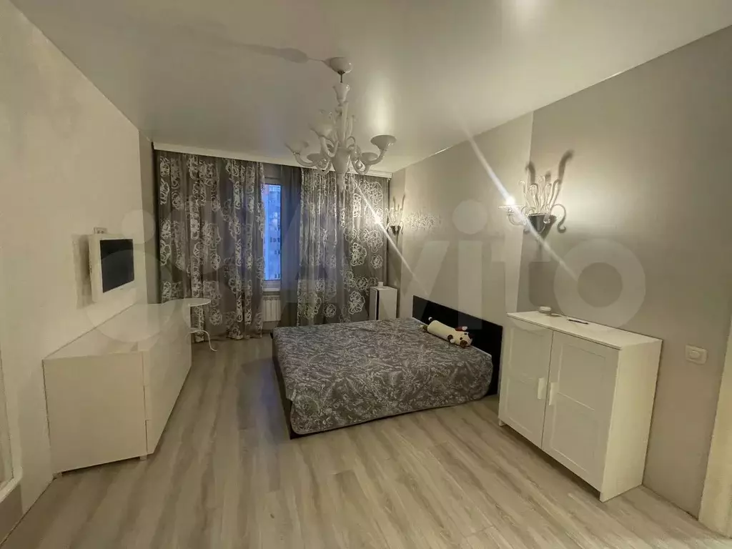 2-к. квартира, 60 м, 18/25 эт. - Фото 1