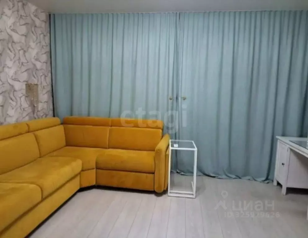 3-к кв. Красноярский край, Красноярск ул. Гусарова, 30 (64.5 м) - Фото 1