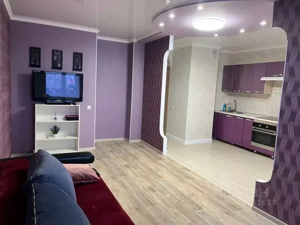 1-к кв. Омская область, Омск просп. Комарова, 17К3 (40.0 м) - Фото 2