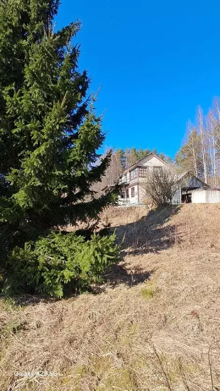 Дом в Ленинградская область, Выборгский район, Рощинское городское ... - Фото 1