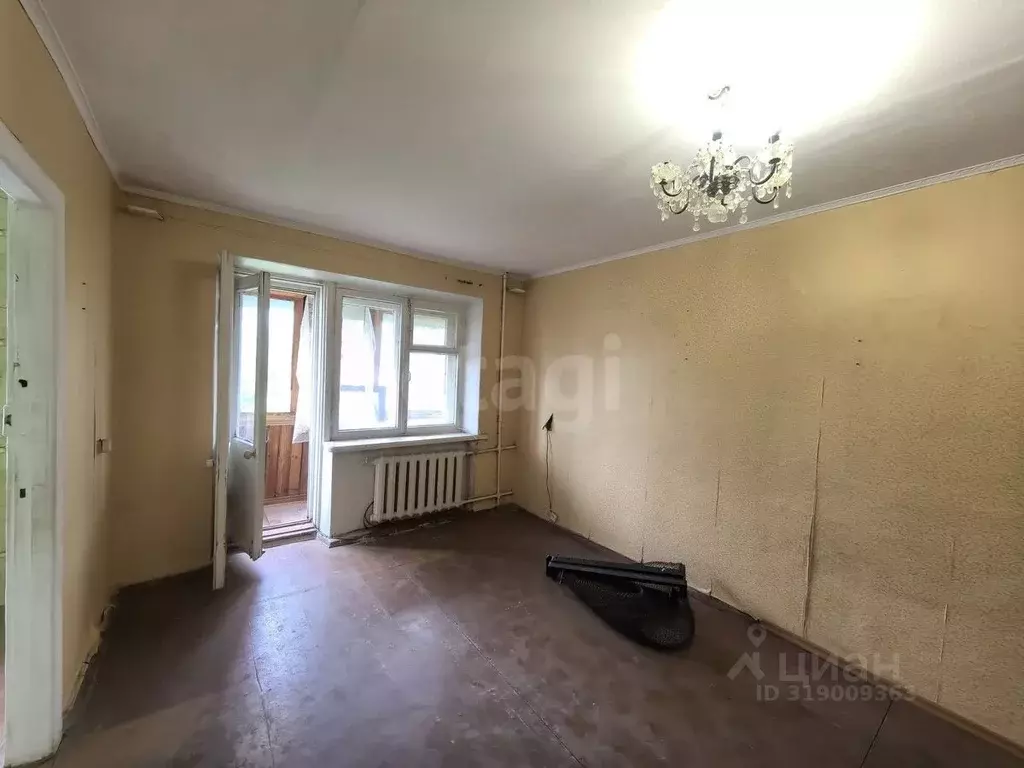 2-к кв. Брянская область, Брянск Октябрьская ул., 39 (42.9 м) - Фото 1