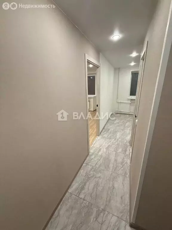 1-комнатная квартира: Гусь-Хрустальный, улица Микрорайон, 32 (29.8 м) - Фото 2