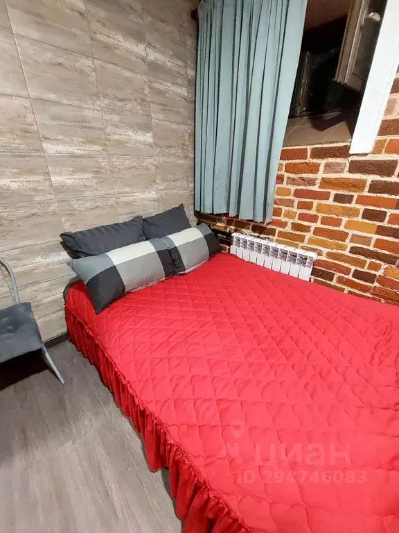 Комната Санкт-Петербург Старо-Петергофский просп., 9а - Фото 1