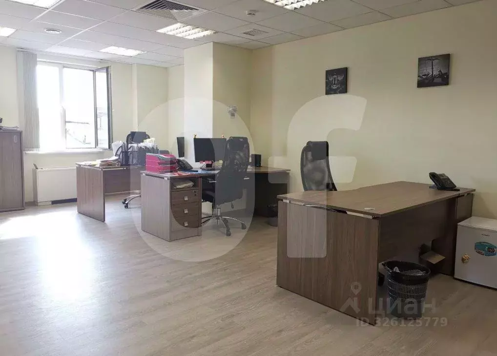 Офис в Москва ул. Усачева, 33С2 (254 м) - Фото 1