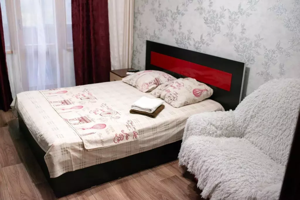 3-к кв. Челябинская область, Магнитогорск ул. Завенягина, 1 (70.0 м) - Фото 1