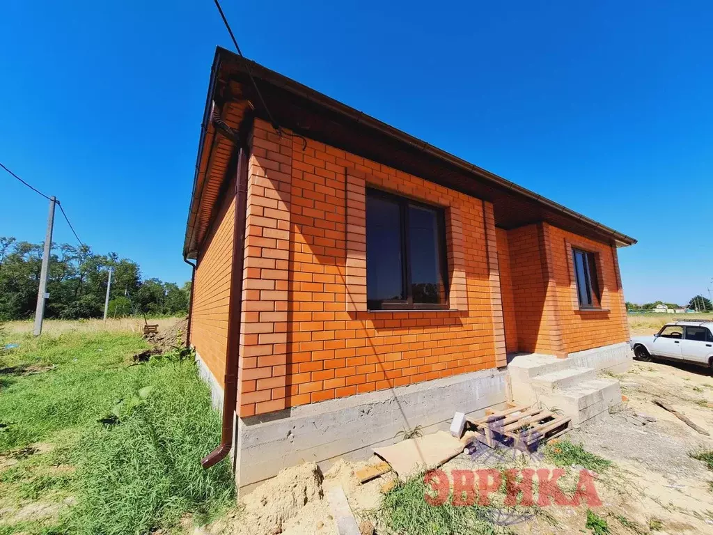 Дом в Краснодарский край, Крымский район, Киевское с/пос, с. ... - Фото 2