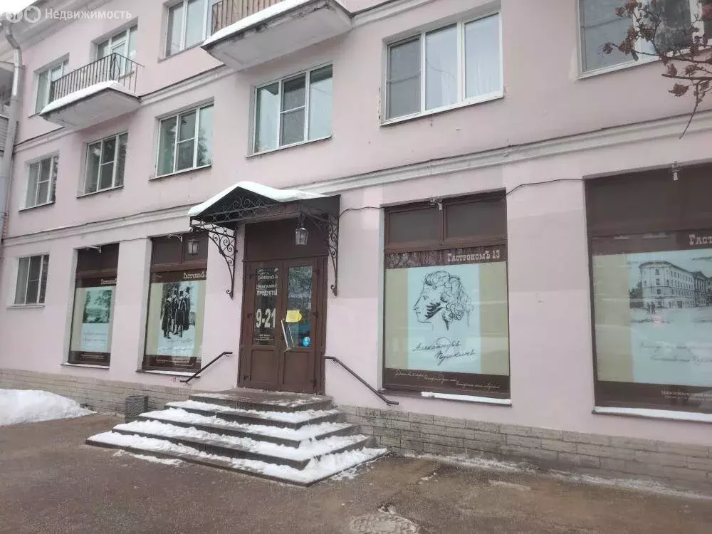 Торговая площадь (227 м) - Фото 2