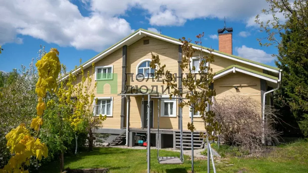 Дом в Челябинская область, Чебаркуль Лесная ул., 42 (240 м) - Фото 1