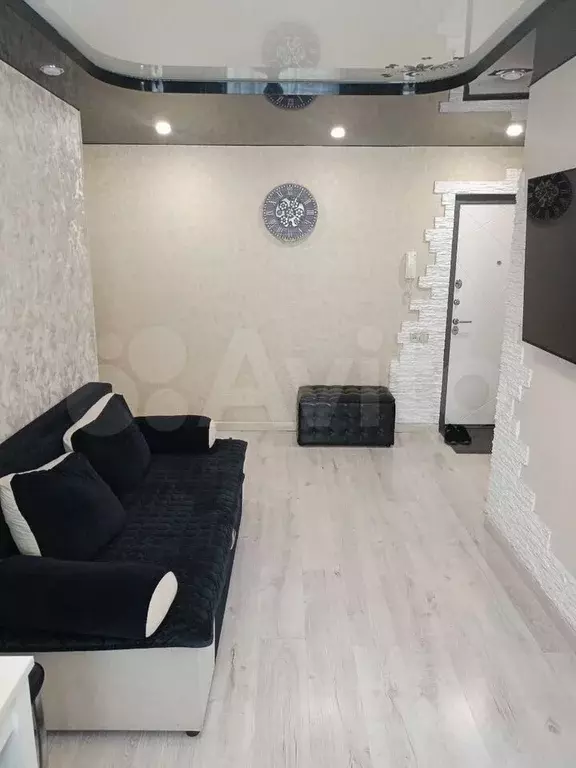 3-к. квартира, 56 м, 3/5 эт. - Фото 1