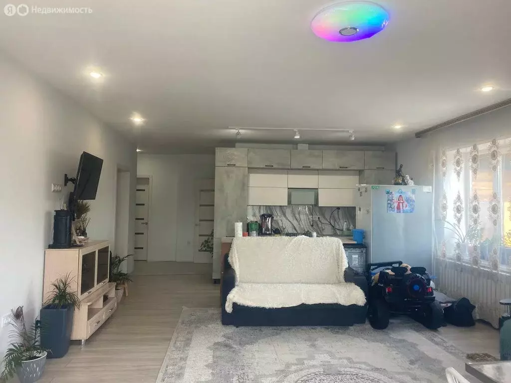 Дом в Кызыл, улица Каа-Хем (170 м) - Фото 1