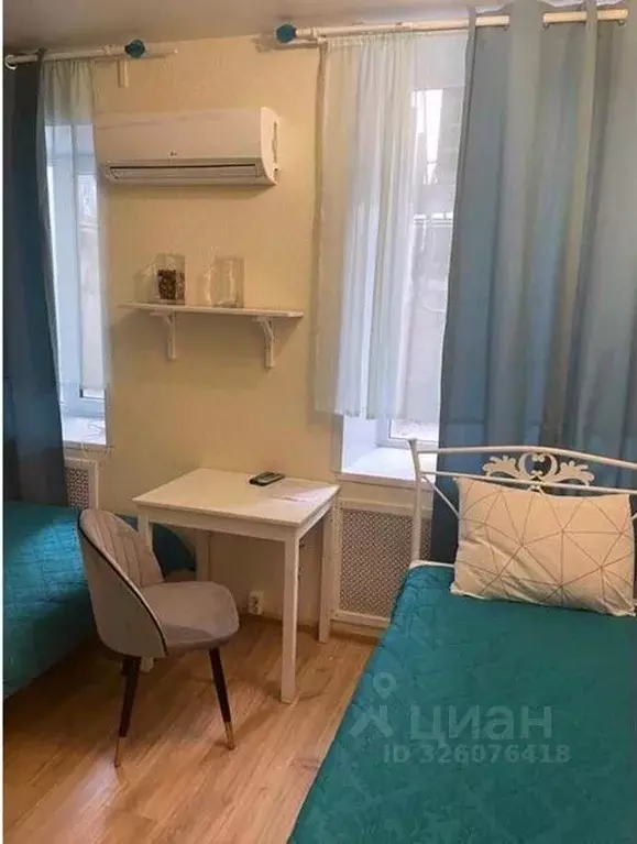 Комната Москва ул. Маросейка, 13С2 (12.0 м) - Фото 2