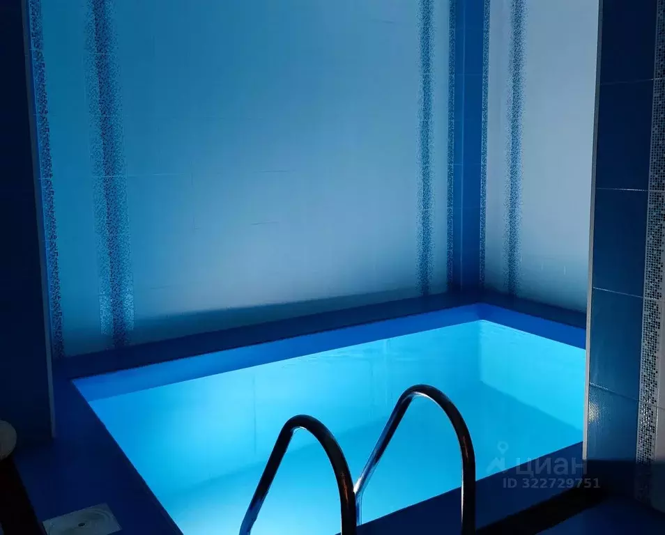 Комната Татарстан, Казань Залесная ул., 5 (60.0 м) - Фото 0