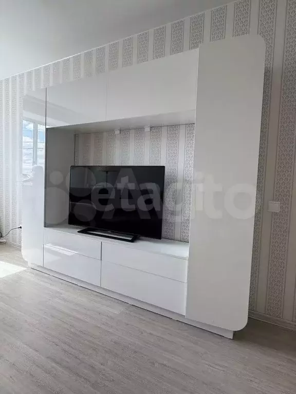 2-к. квартира, 69 м, 2/4 эт. - Фото 0