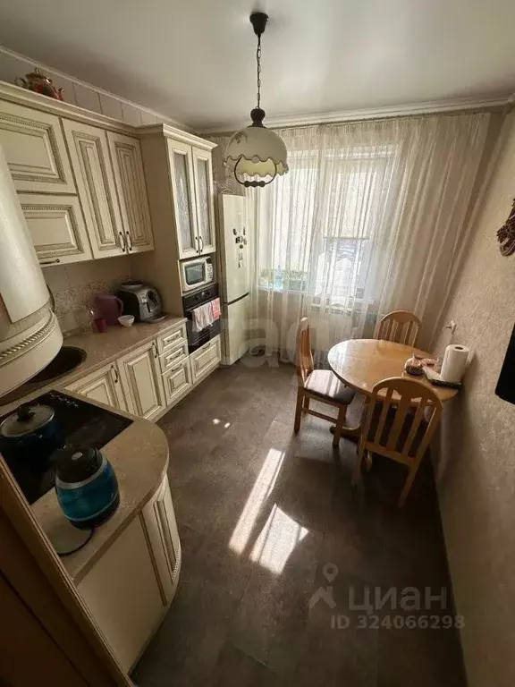 2-к кв. Красноярский край, Красноярск ул. Микуцкого, 8 (53.6 м) - Фото 1