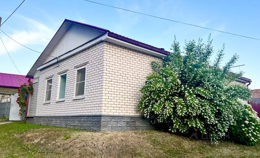 Дом в Орловская область, Орел Грузовая ул., 4 (90 м) - Фото 1