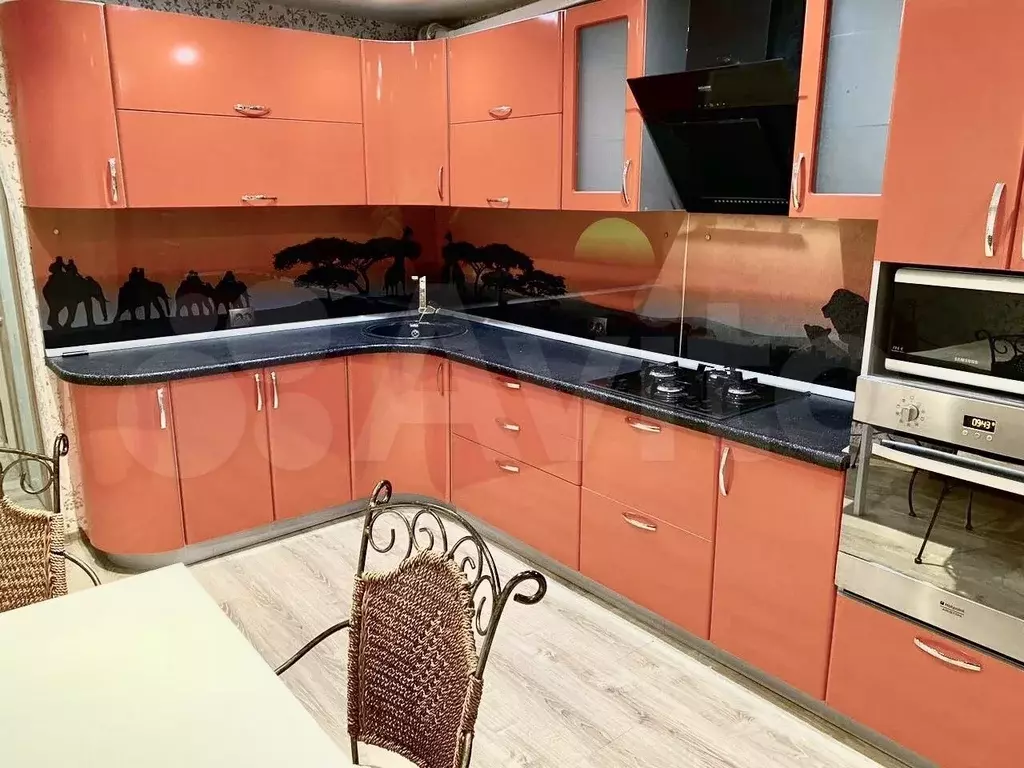 1-к. квартира, 50 м, 1/10 эт. - Фото 0
