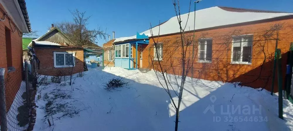 Дом в Краснодарский край, Ейск Безымянная ул. (81 м) - Фото 1