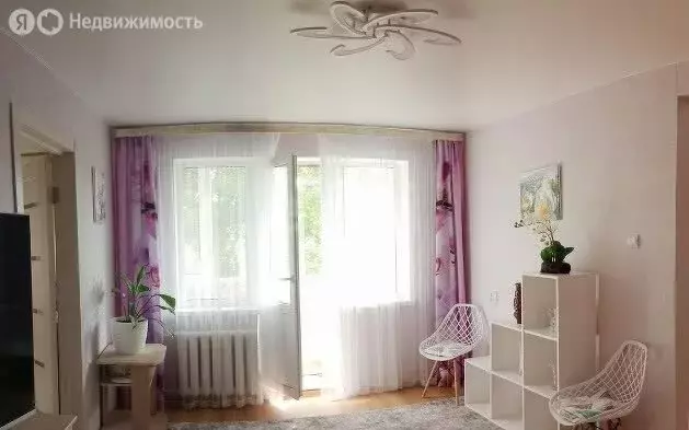 2-комнатная квартира: Калининград, улица Сергеева, 53 (46 м) - Фото 0