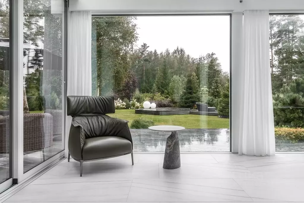 Коттедж в Ленинградская область, Ломоносовский район, Лебяженское ... - Фото 1