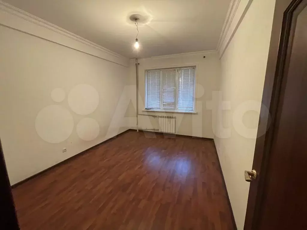 Комната 50 м в 2-к., 3/9 эт. - Фото 1