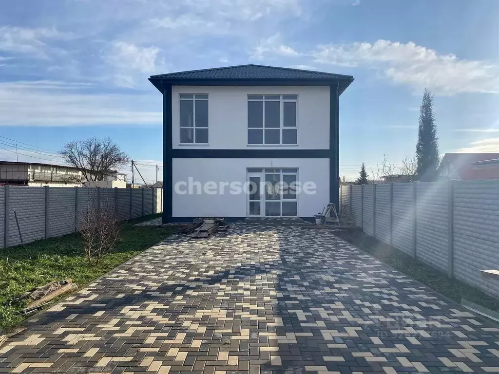 Дом в Севастополь с. Осипенко, ул. Ветеранов (200 м) - Фото 1