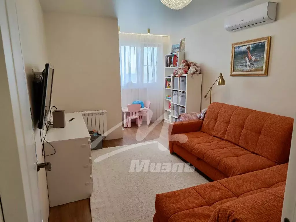 Продается 5-комнатная квартира - Фото 1