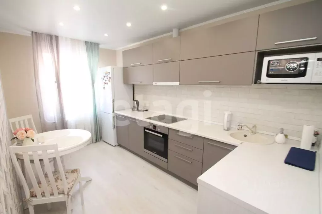 1-к кв. Тюменская область, Тюмень Широтная ул., 96к3 (36.6 м) - Фото 0