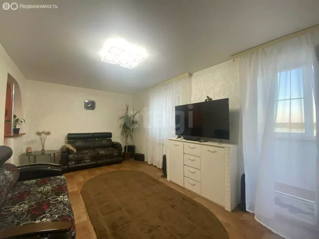 4-комнатная квартира: Балахна, улица ЦКК, 31 (78.4 м) - Фото 1
