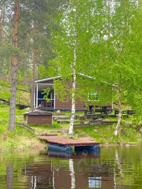 Дом в Карелия, Пряжинский район, Эссойльское с/пос, д. Сяргилахта 13 ... - Фото 0