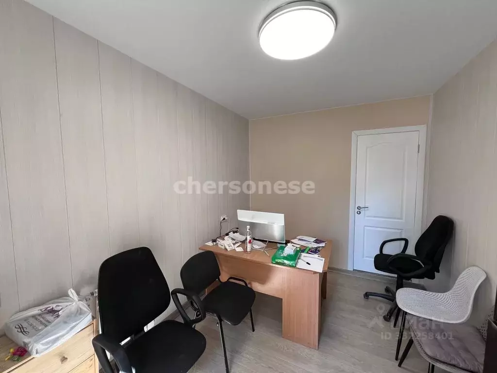 Офис в Севастополь ул. Керченская, 59 (10 м) - Фото 2