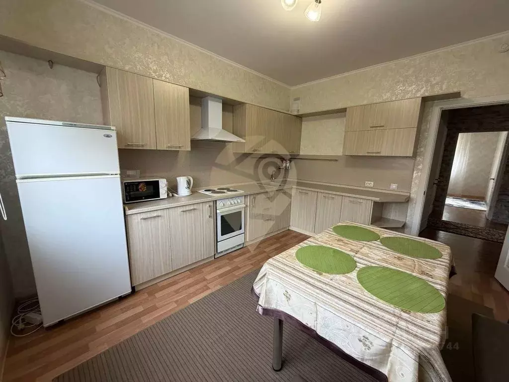 2-к кв. Белгородская область, Старый Оскол Степной мкр, 10 (68.0 м) - Фото 2