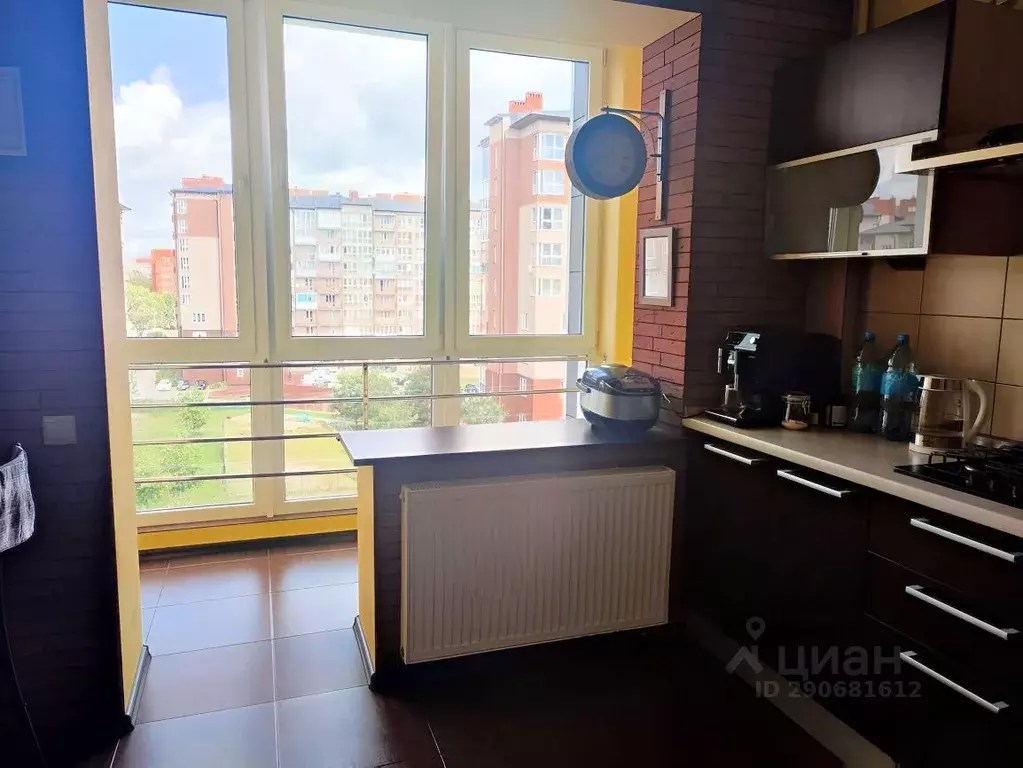 2-к кв. Калининградская область, Калининград Римская ул., 22 (70.0 м) - Фото 1