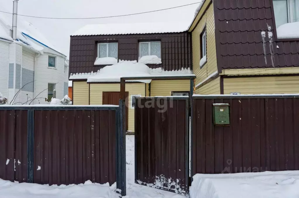 Дом в Ханты-Мансийский АО, Ханты-Мансийск ул. Калинина, 56 (150 м) - Фото 0