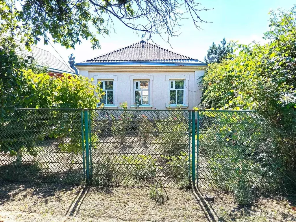 Дом в Краснодарский край, Абинский район, Ахтырское городское ... - Фото 1