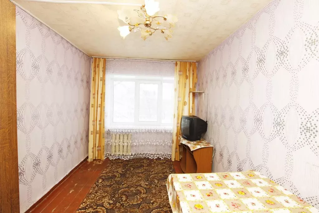 комната ульяновская область, ульяновск просп. нариманова, 47 (11.2 м) - Фото 0