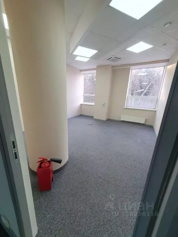 Офис в Московская область, Химки городской округ, д. Дубровки ул. ... - Фото 0