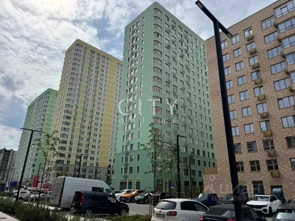 Торговая площадь в Тюменская область, Тюмень ул. Эльвиры Федоровой, 1 ... - Фото 1