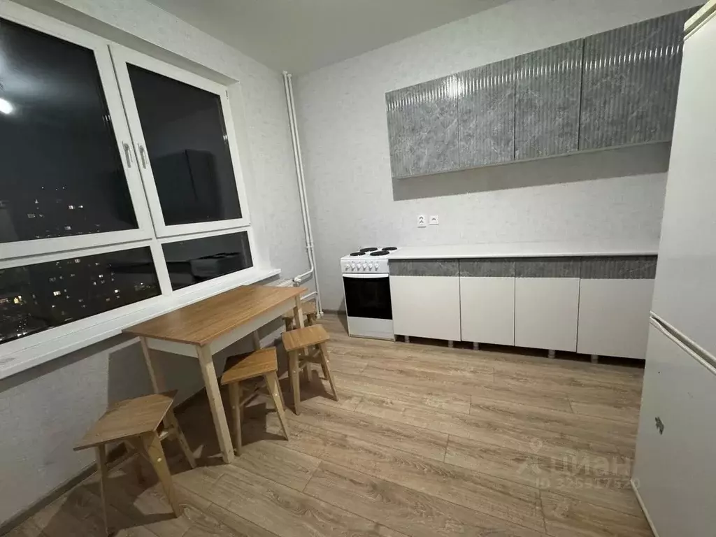 1-к кв. Воронежская область, Новоусманский район, пос. Отрадное ул. ... - Фото 1