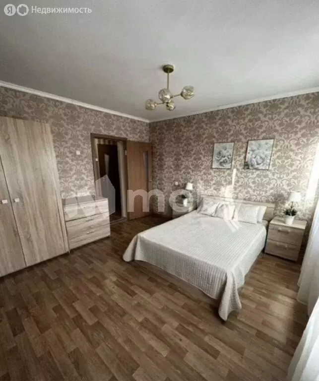 3-комнатная квартира: Калининград, улица Энгельса, 51 (62.2 м) - Фото 0