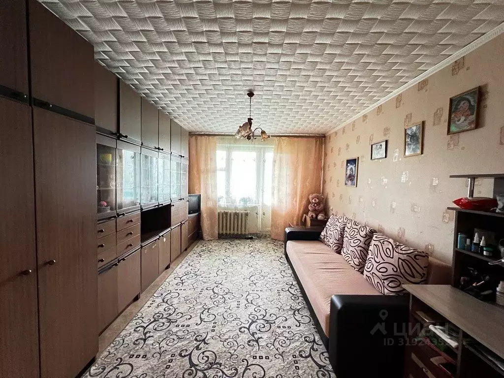 3-к кв. Калужская область, Калуга Тепличная ул., 8 (68.3 м) - Фото 0