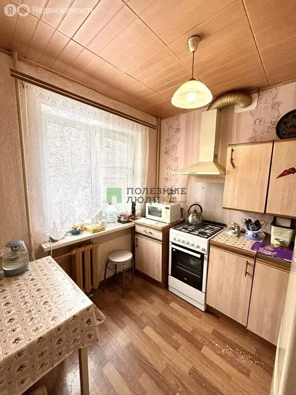 3-комнатная квартира: Ижевск, улица 30 лет Победы, 82 (55.2 м) - Фото 1