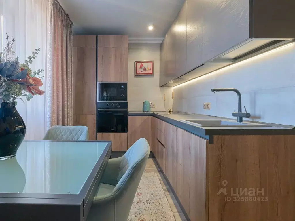 3-к кв. Томская область, Томск ул. Говорова, 46 (81.4 м) - Фото 1