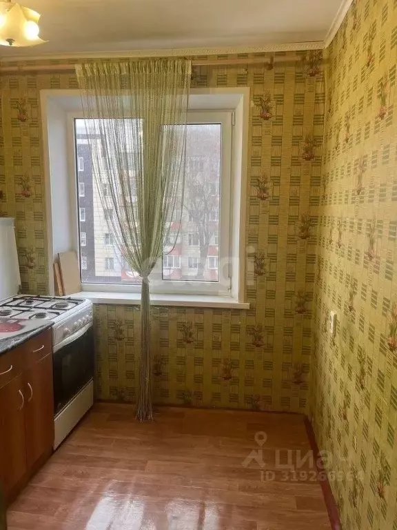3-к кв. Белгородская область, Шебекино ул. Ленина, 78 (45.0 м) - Фото 0