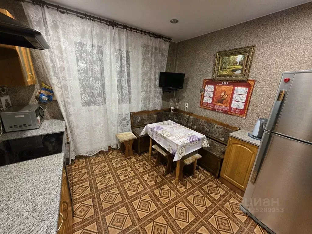 3-к кв. Ленинградская область, Кириши просп. Ленина, 48 (72.5 м) - Фото 2