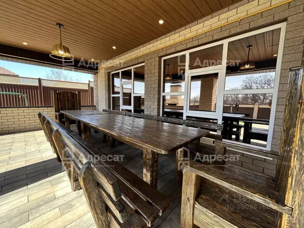 Дом в Волгоградская область, Дубовка ул. 30 лет Победы (196 м) - Фото 1