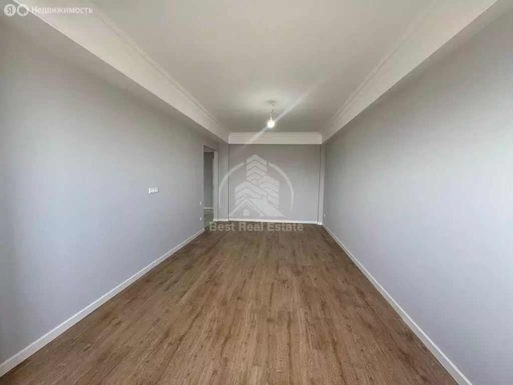 2-комнатная квартира: Махачкала, Хивская улица, 6 (89 м) - Фото 0