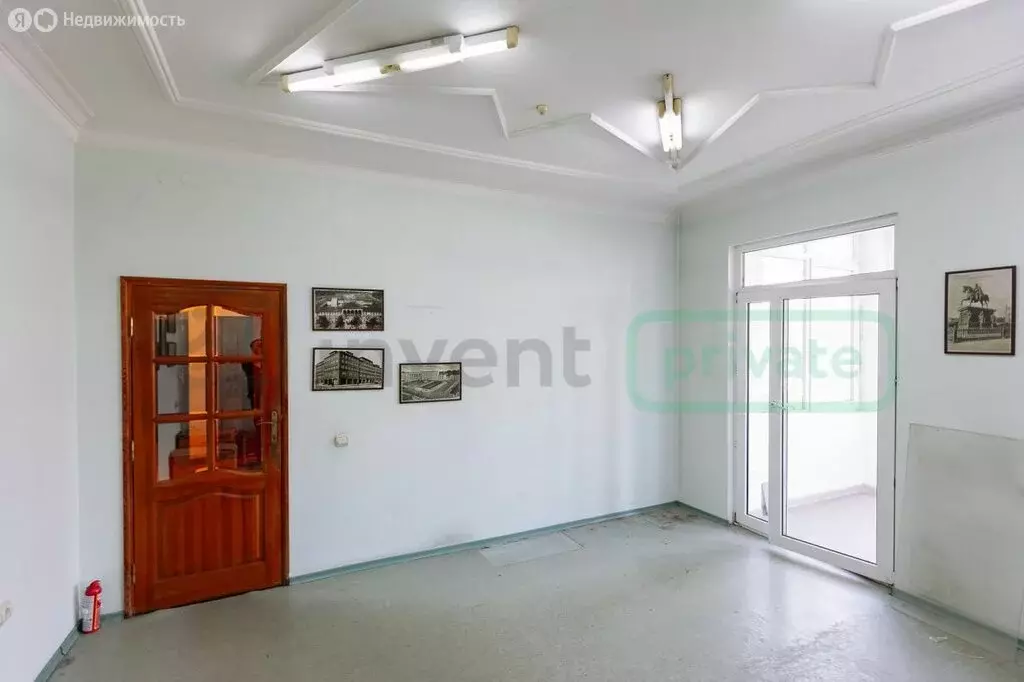 5-комнатная квартира: Калининград, улица Черняховского, 17 (147.5 м) - Фото 0