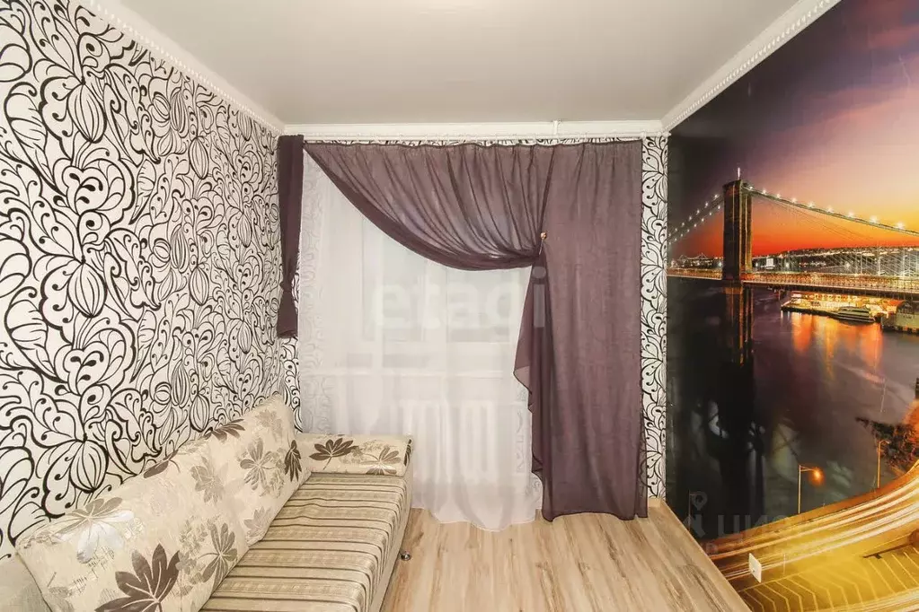 4-к кв. Тюменская область, Тюмень Холодильная ул., 138 (105.6 м) - Фото 1