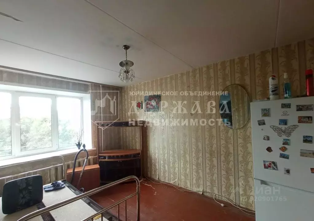 Комната Кемеровская область, Кемерово просп. Ленина, 57 (12.0 м) - Фото 2